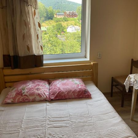 Zabava Appartement Jaremtsje Buitenkant foto