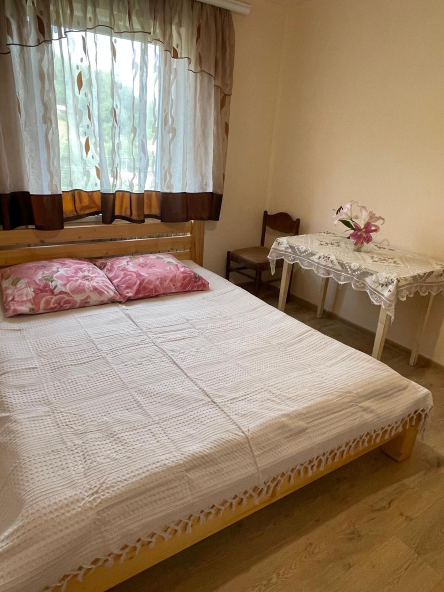 Zabava Appartement Jaremtsje Buitenkant foto