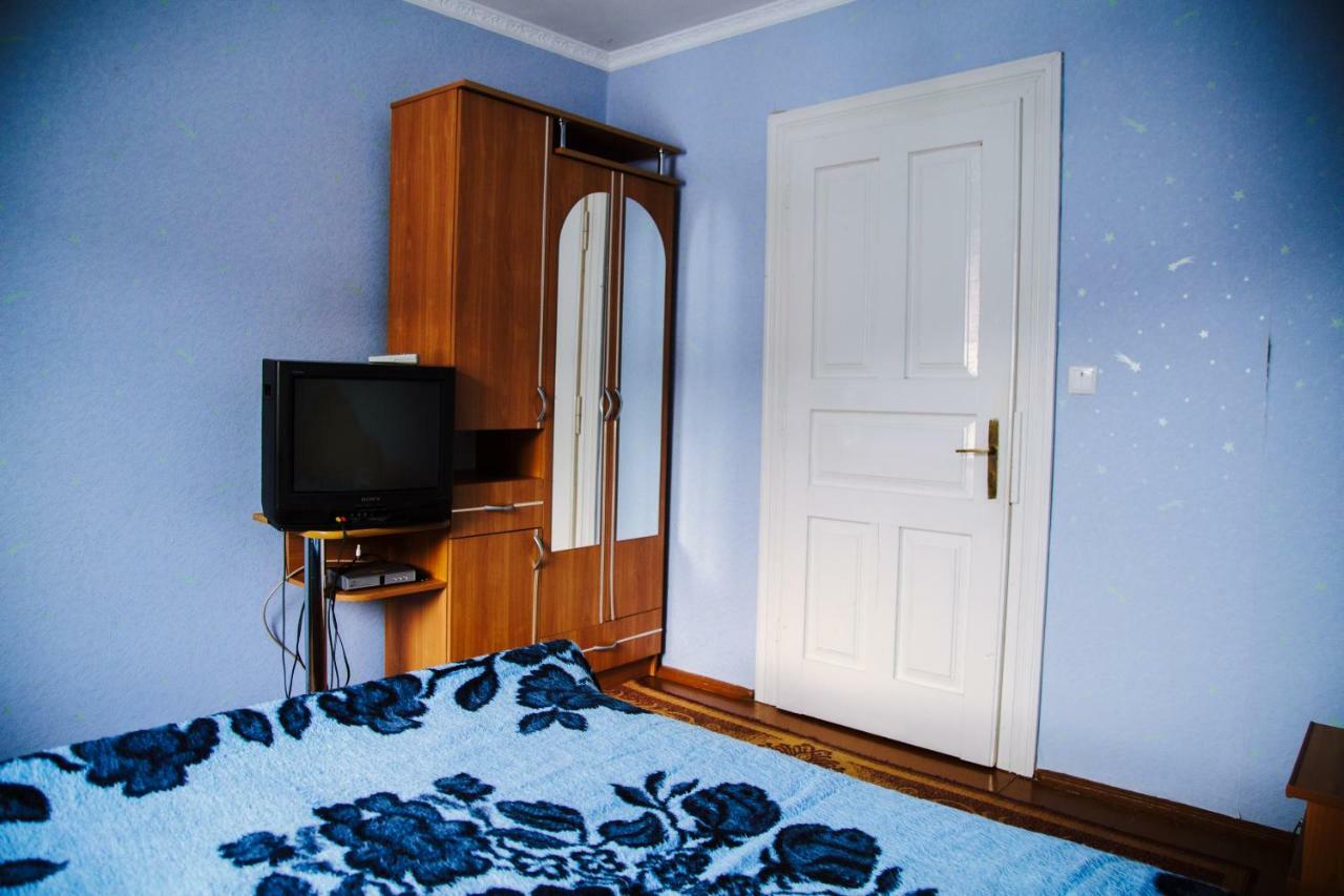 Zabava Appartement Jaremtsje Buitenkant foto