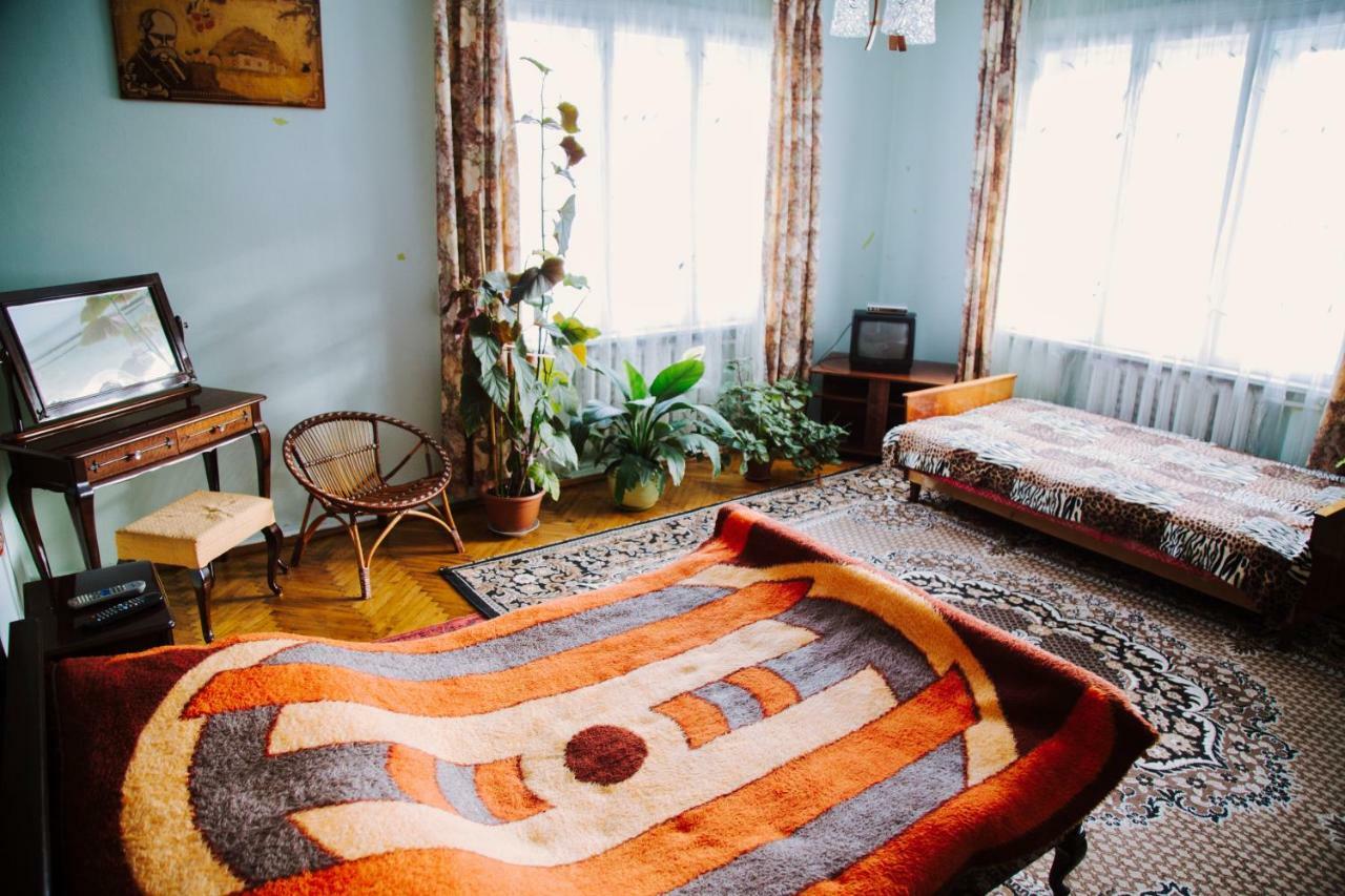 Zabava Appartement Jaremtsje Buitenkant foto