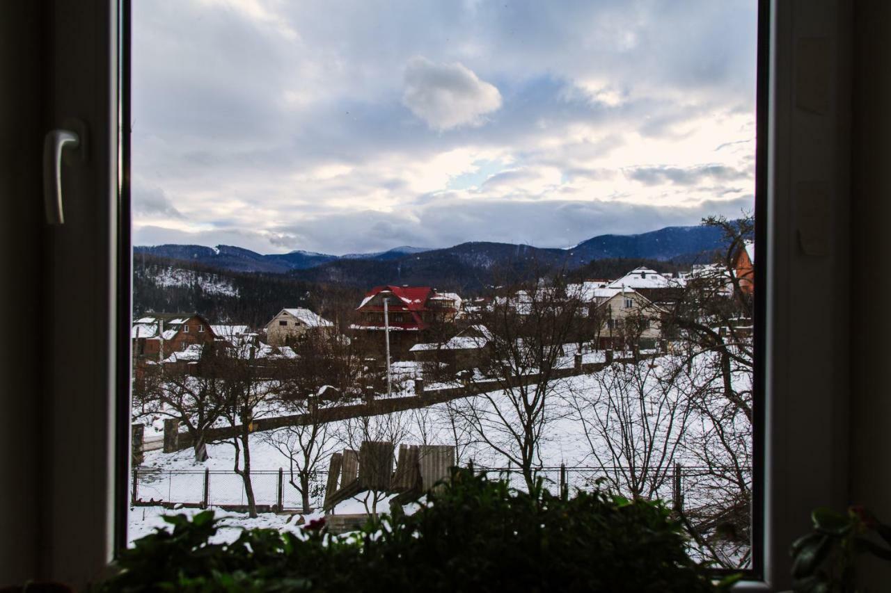 Zabava Appartement Jaremtsje Buitenkant foto